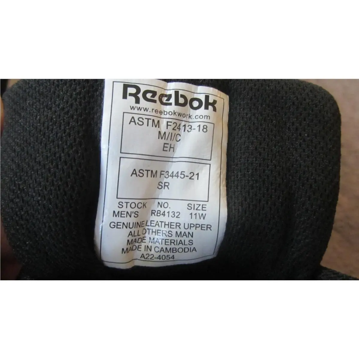 Reebok shoes - Black/Red (UPC: 690774511897) 5