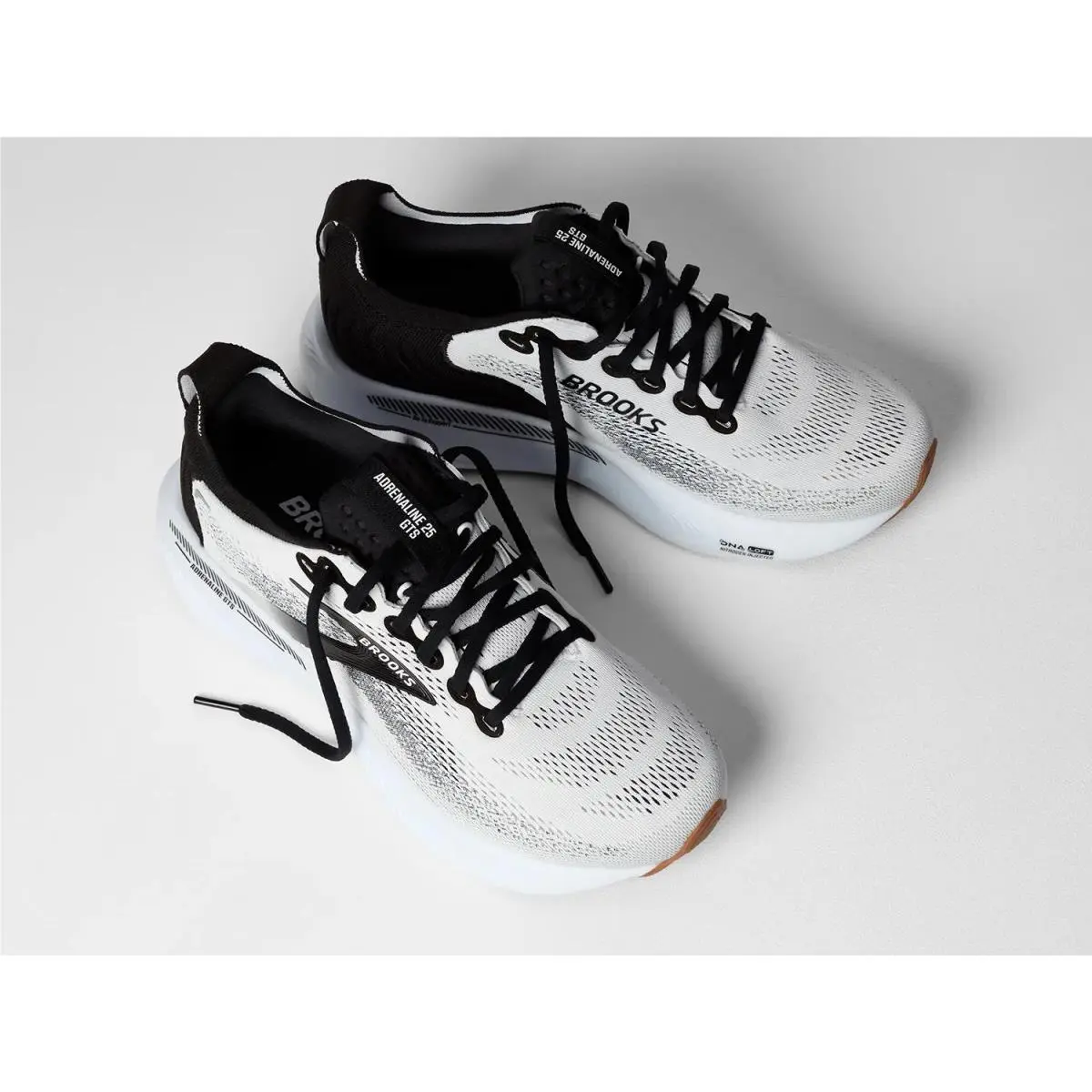 Brooks shoes - Black/Pink 56