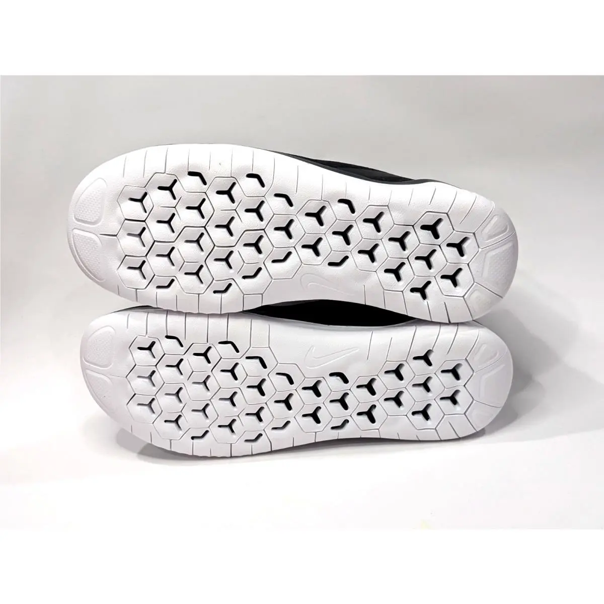 Nike shoes - Nike - 942837-001 - Black/White 7