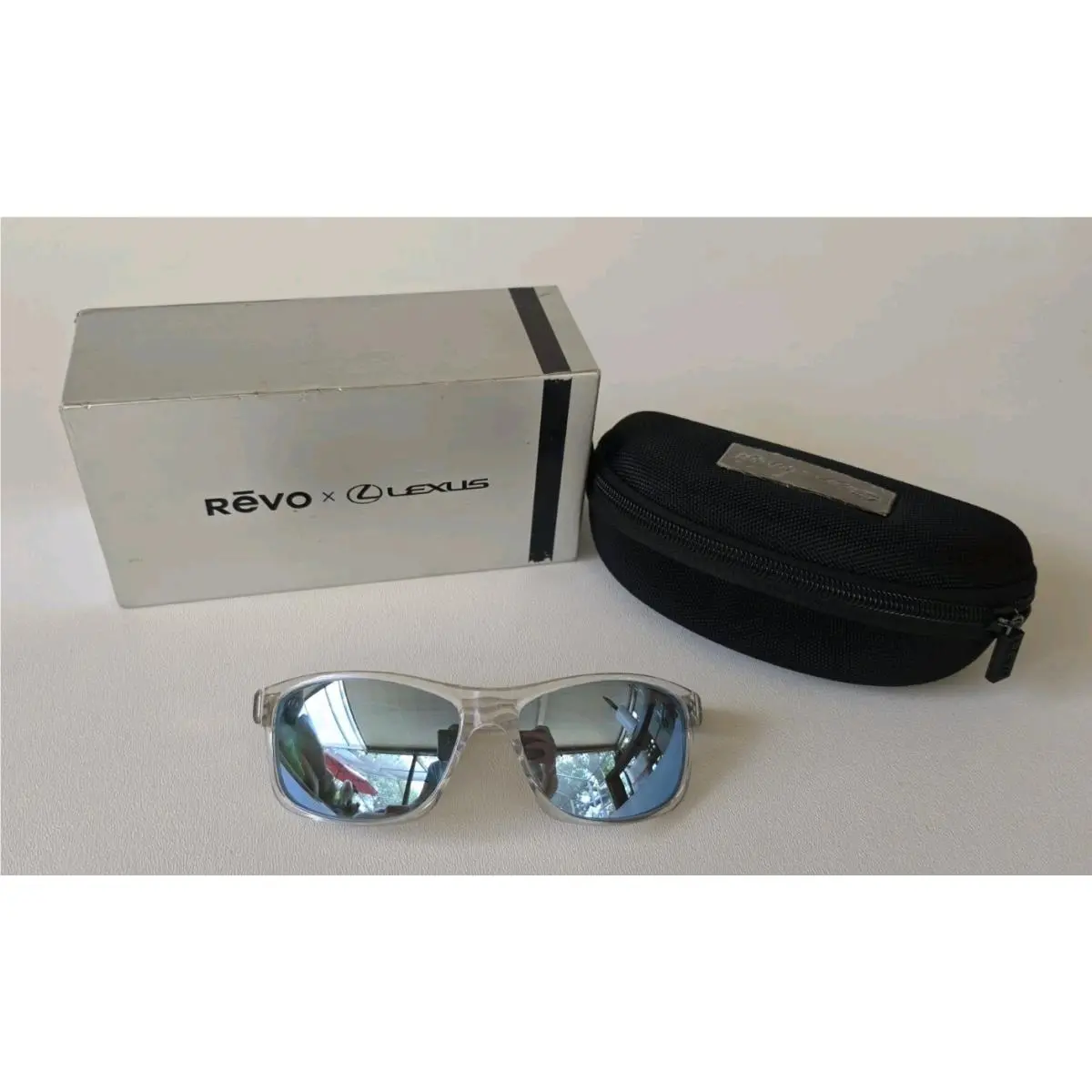 Revo Lexus Double Stint Polarized Sunglasses Crystal Frame Blue Water Lens 1257