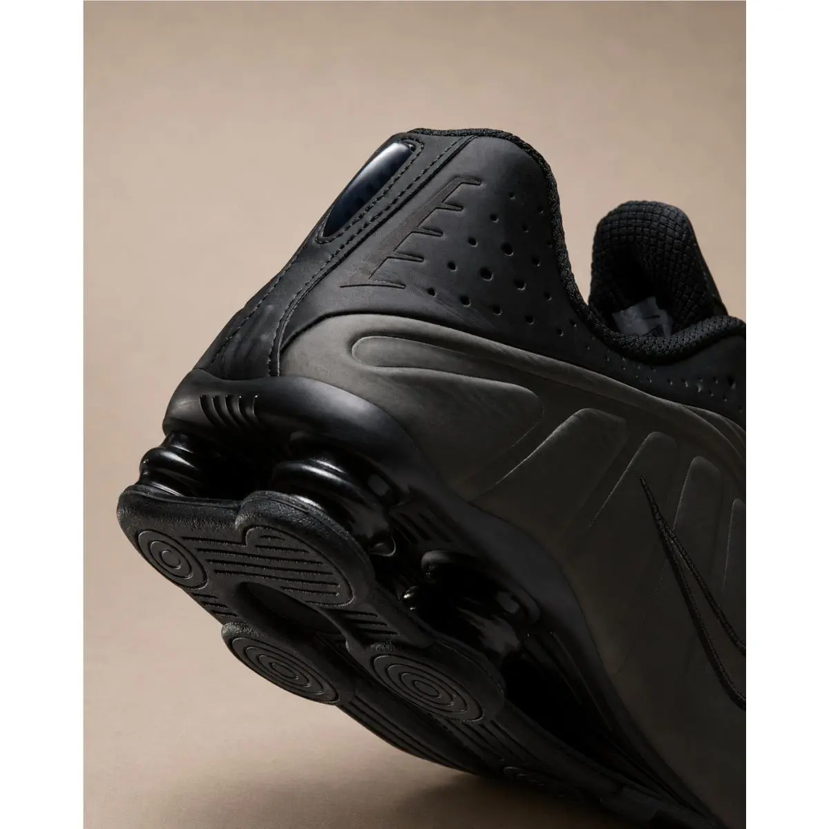 Nike shoes - Nike Shox R4 - Shox - HQ1988-001 - Black 5