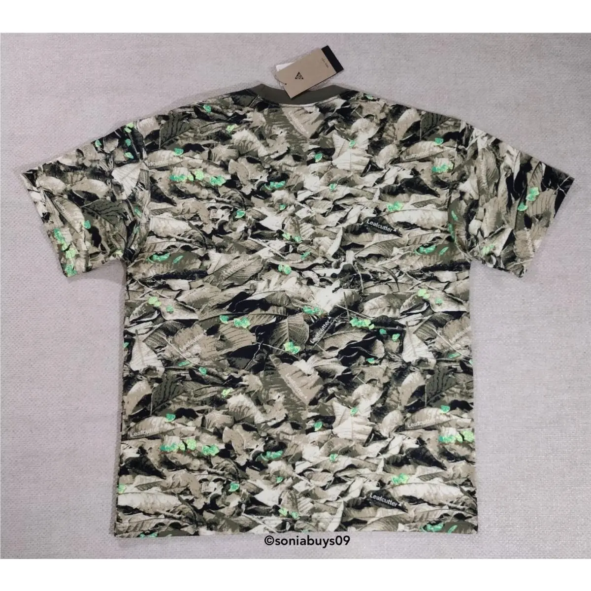 Nike clothing - Green 1