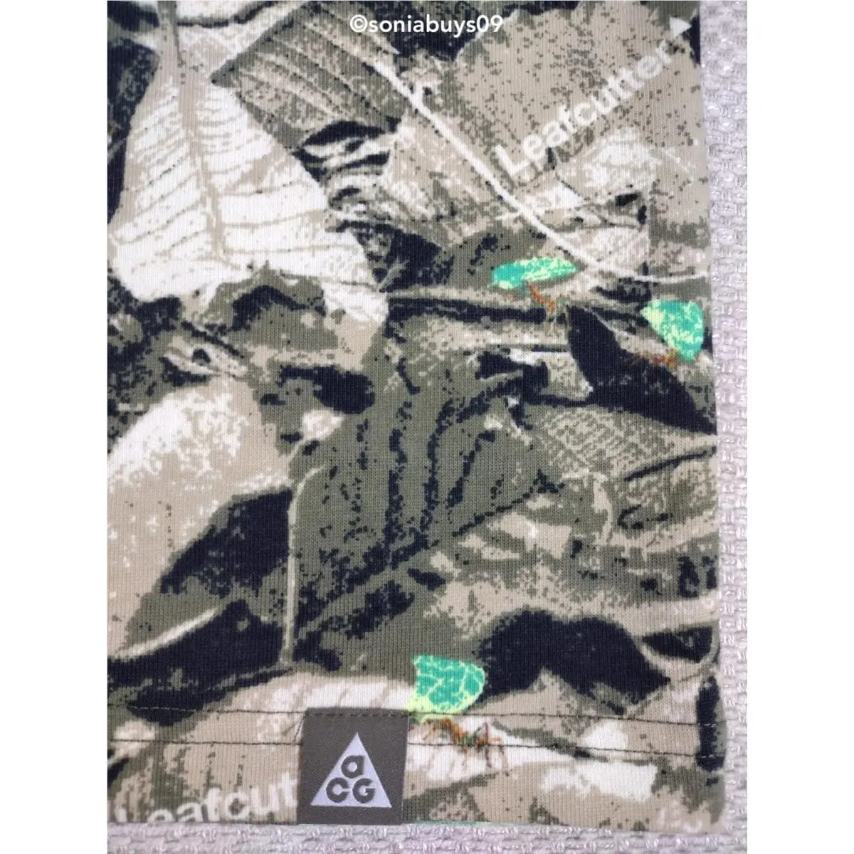 Nike clothing - Green 3