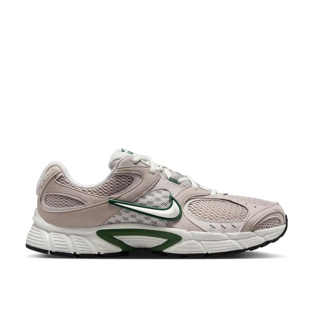 Nike shoes - Black/White 15