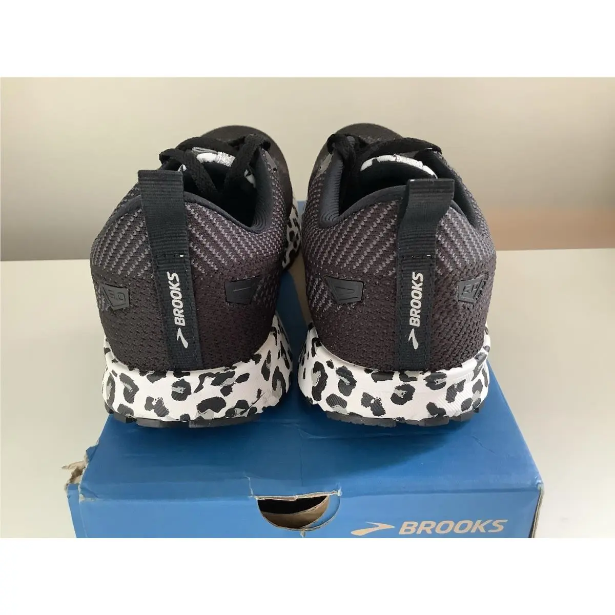 Brooks shoes - Brooks Revel - Revel - Black 0