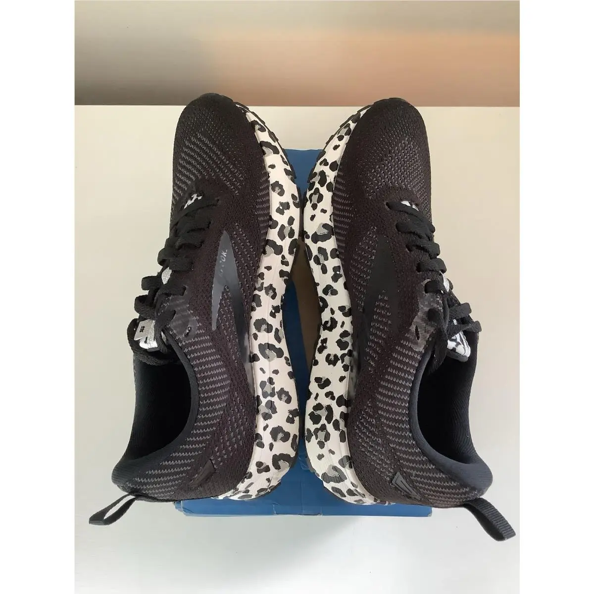 Brooks shoes - Brooks Revel - Revel - Black 1