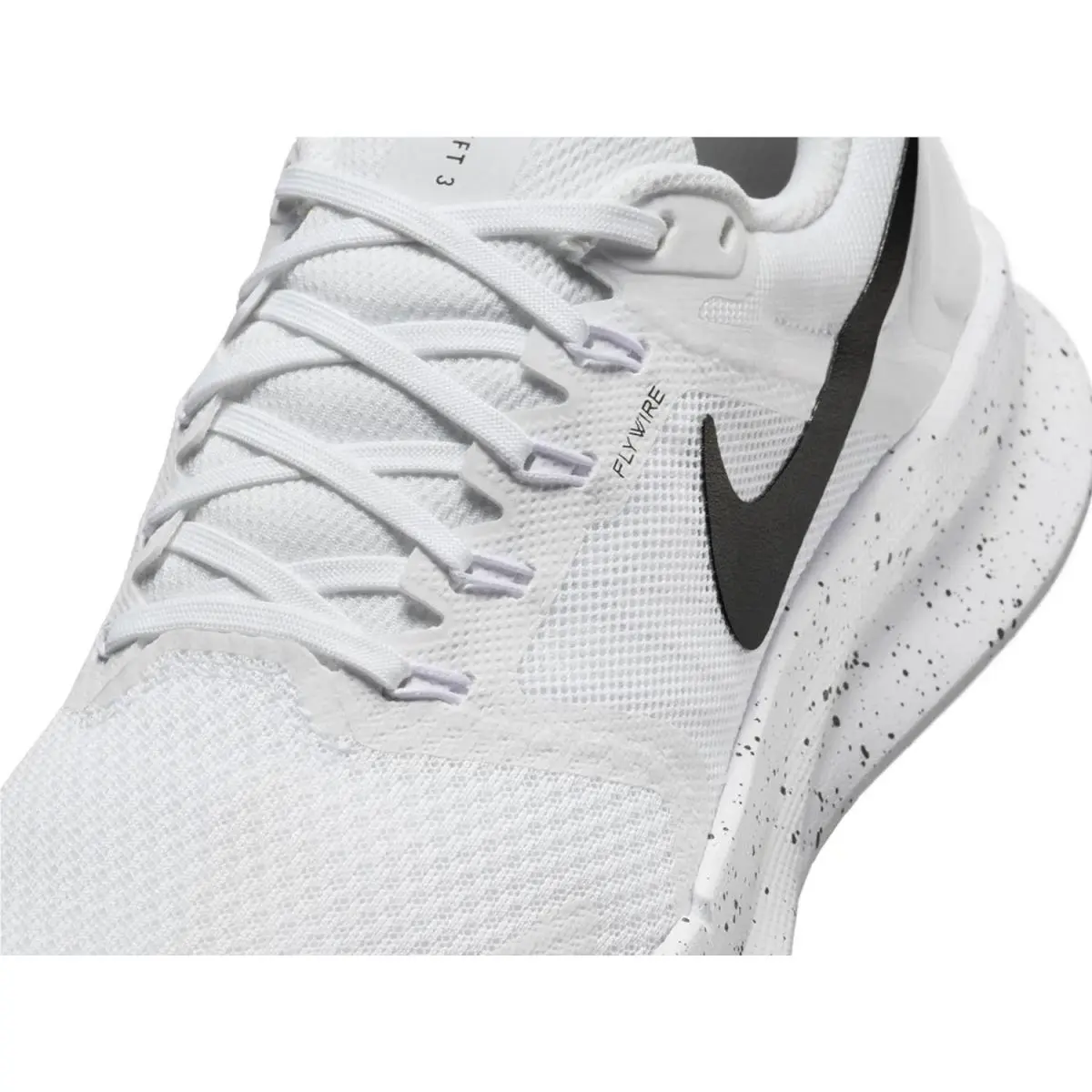 Nike shoes - White/Black 5