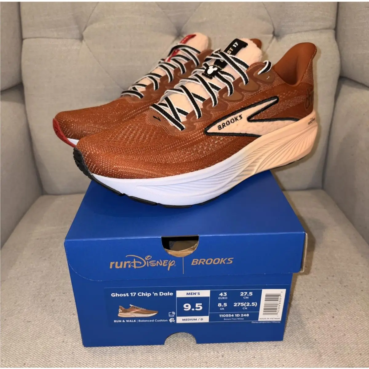 Brooks Run Disney Ghost 17 Chip N` Dale Size 9.5M 2026 IN Hand Ships Fast