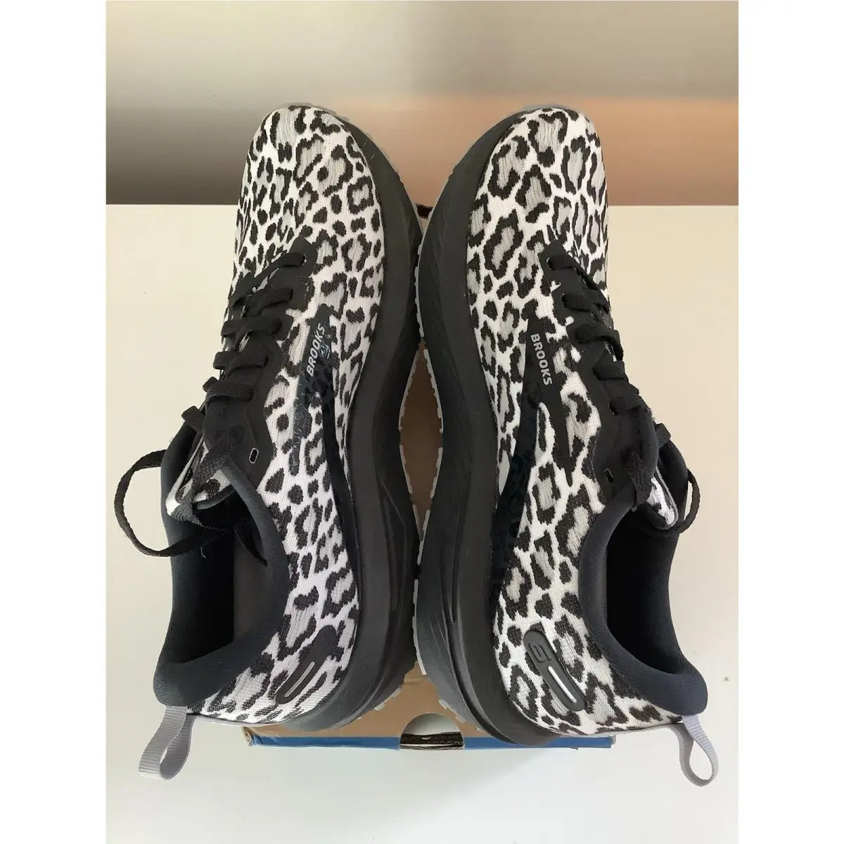 Brooks shoes - Brooks Revel - Revel - Black 1
