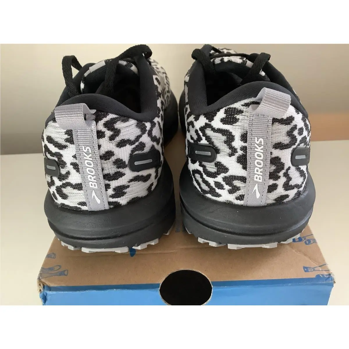 Brooks shoes - Brooks Revel - Revel - Black 0