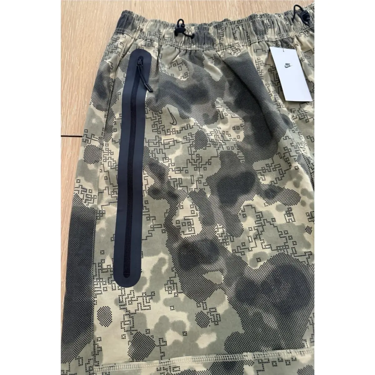 Nike clothing - Nike Tech Dri-FIT Woven Pants - HV0972-210 - Green, Manufacturer: Neutral Olive/Black 13
