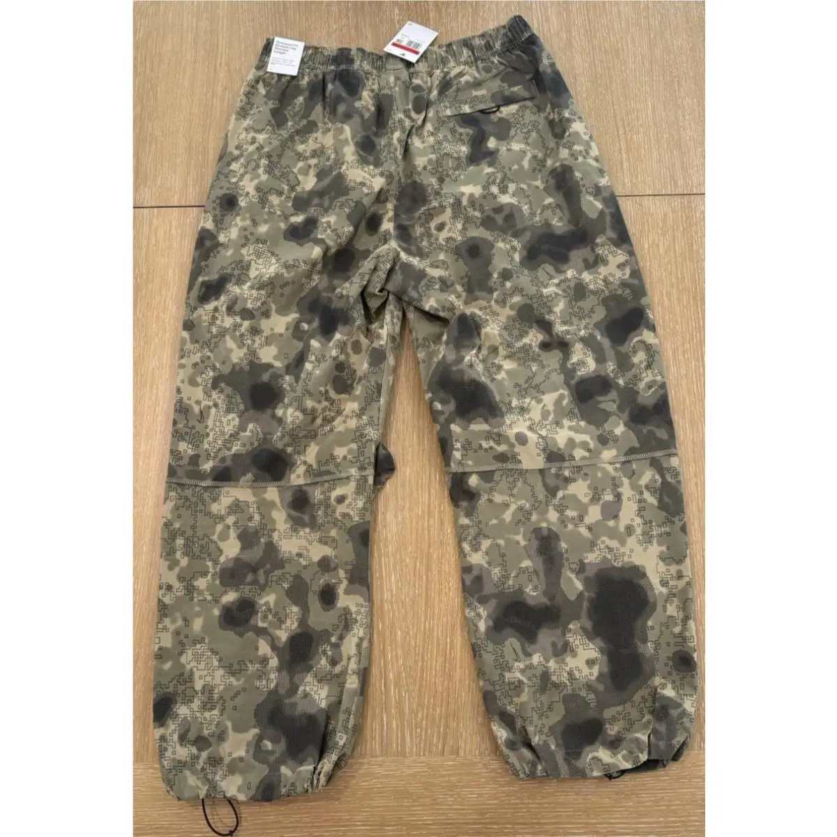 Nike clothing - Nike Tech Dri-FIT Woven Pants - HV0972-210 - Green, Manufacturer: Neutral Olive/Black 16