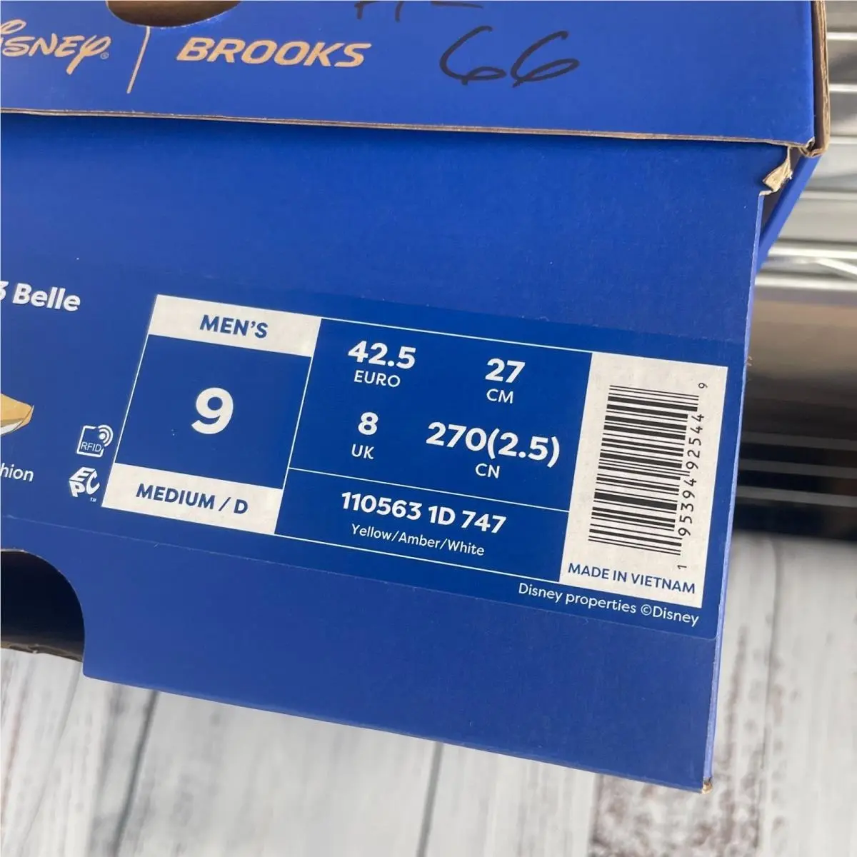 Brooks shoes - Yellow 12