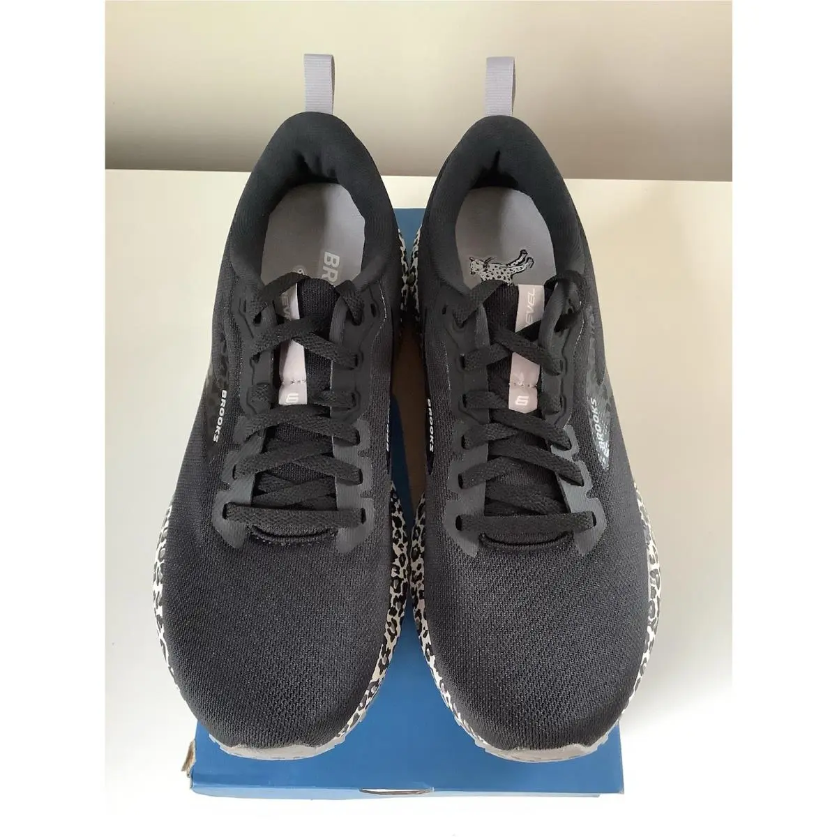 Brooks shoes - Brooks Revel - Revel - Black 2