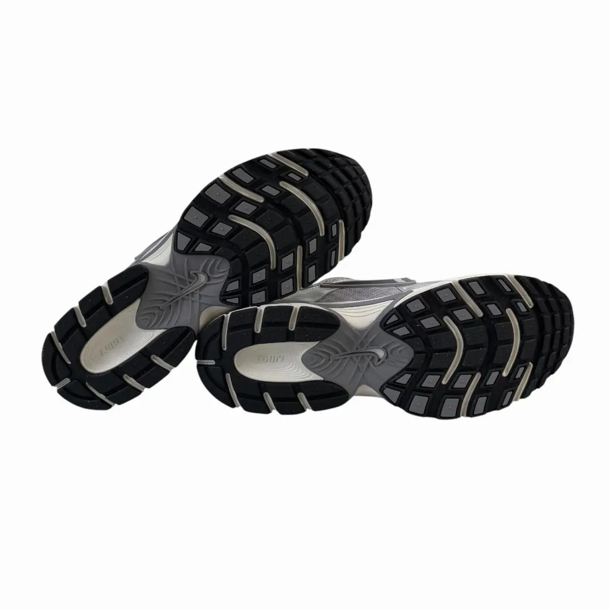 Nike shoes - Nike V5 RNR - RNR - HJ5228-003 - Silver 7