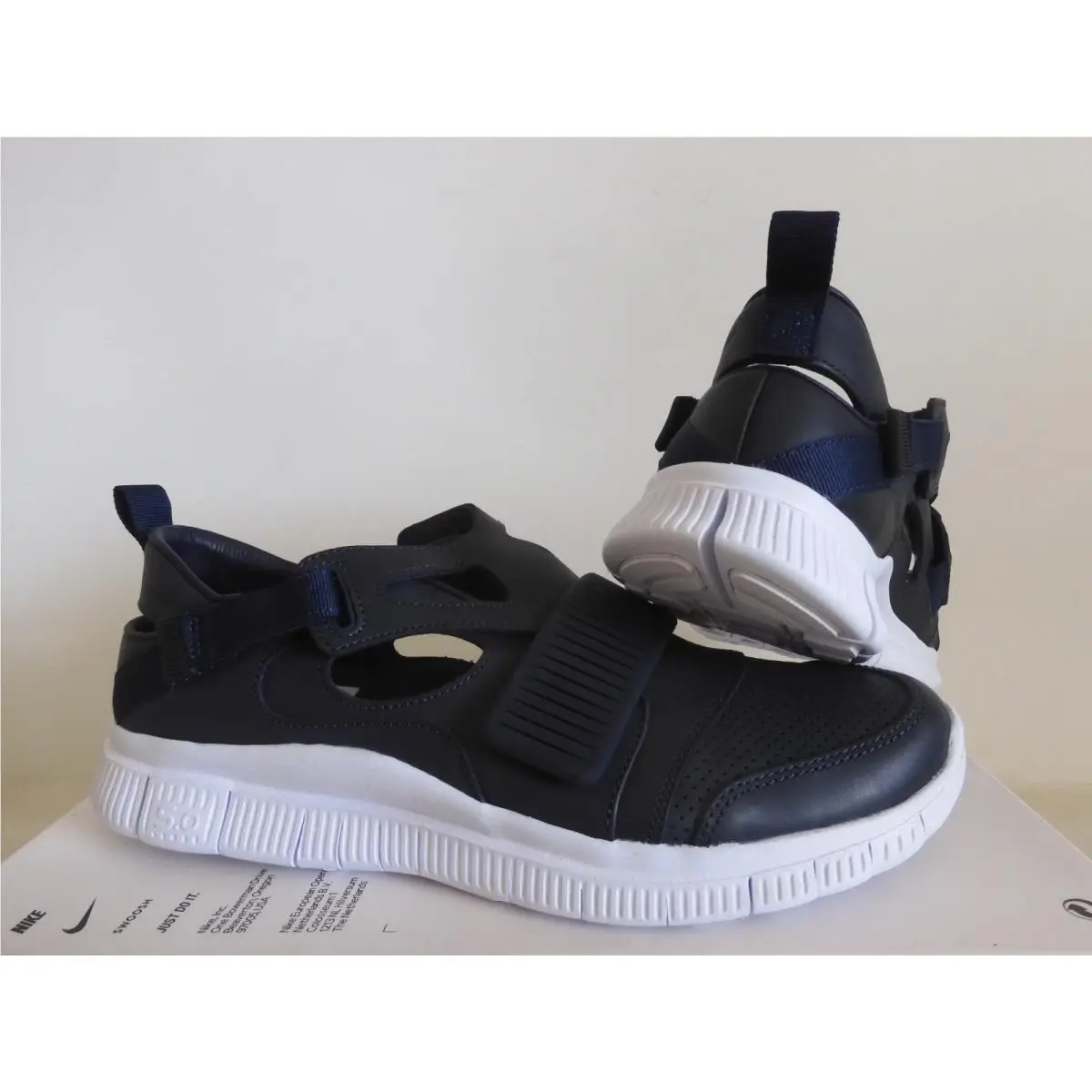 Nike shoes - Nike Free Huarache - Free Huarache - 801759-413 - Blue 31