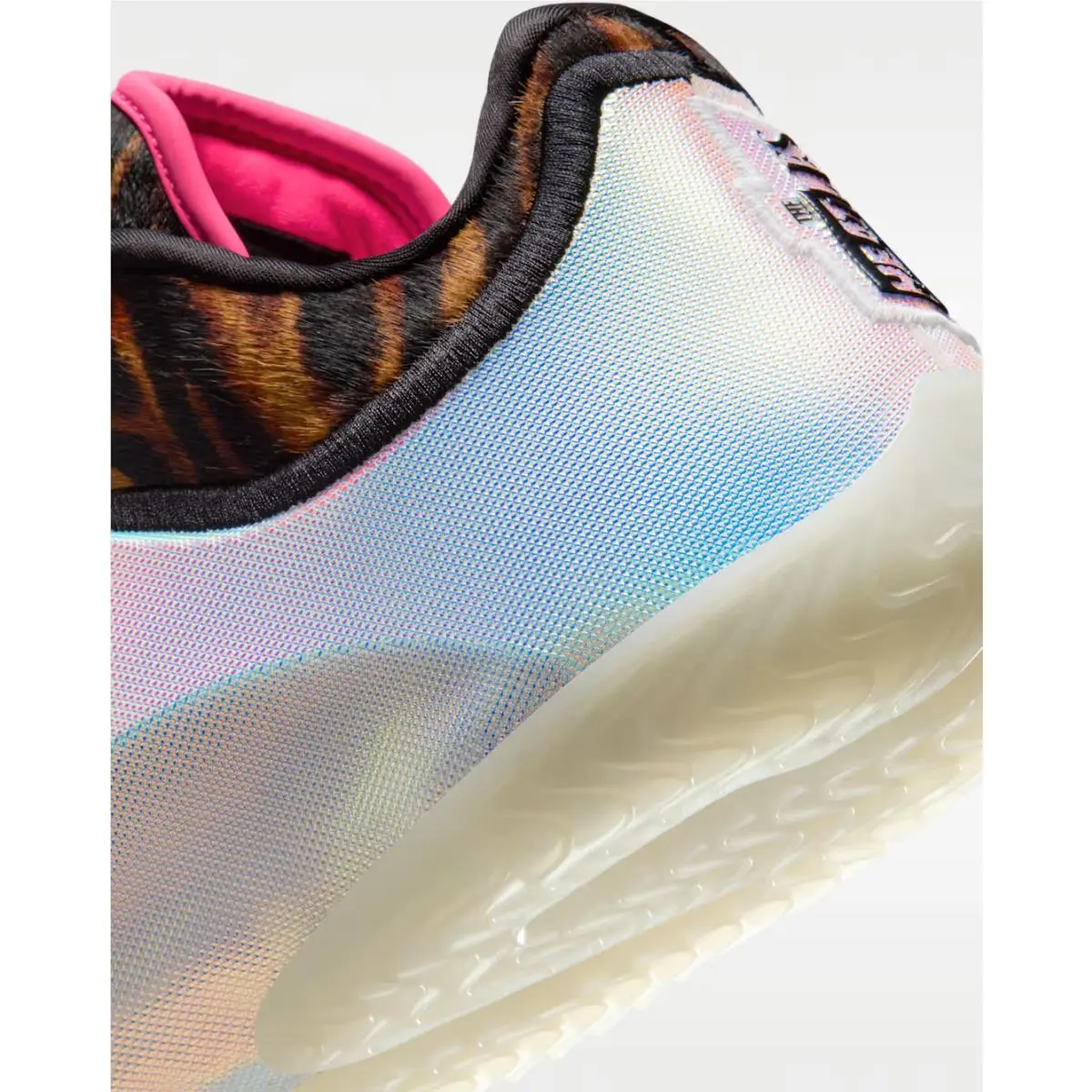 Nike shoes - LEBRON - LEBRON - IO1115-100 - Multicolor 19