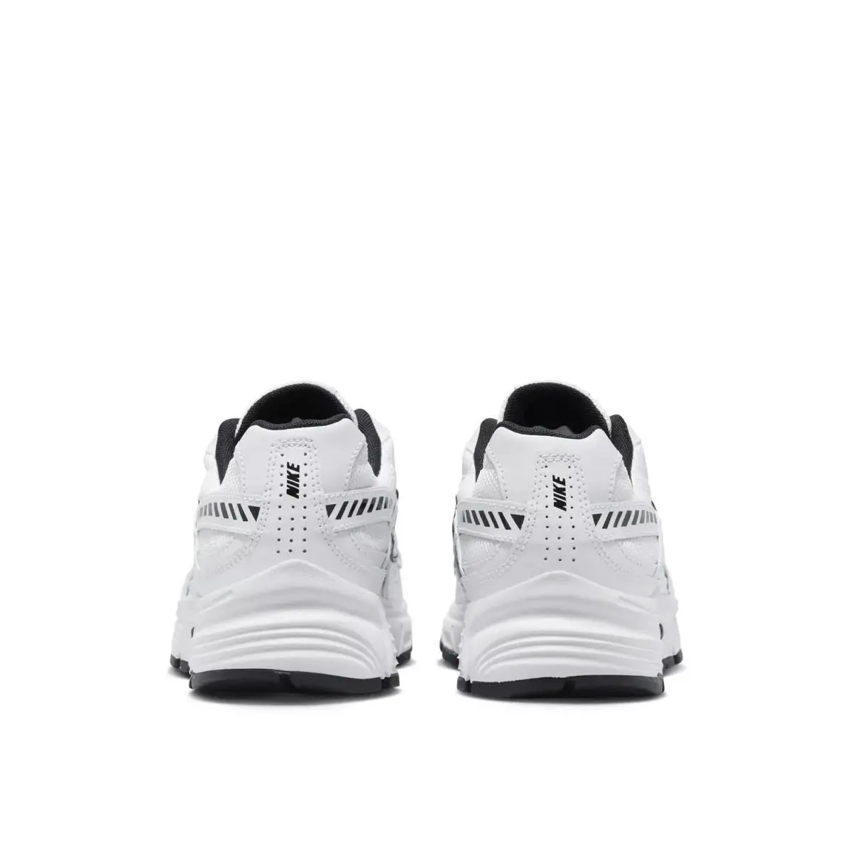 Nike shoes - White/Black 8