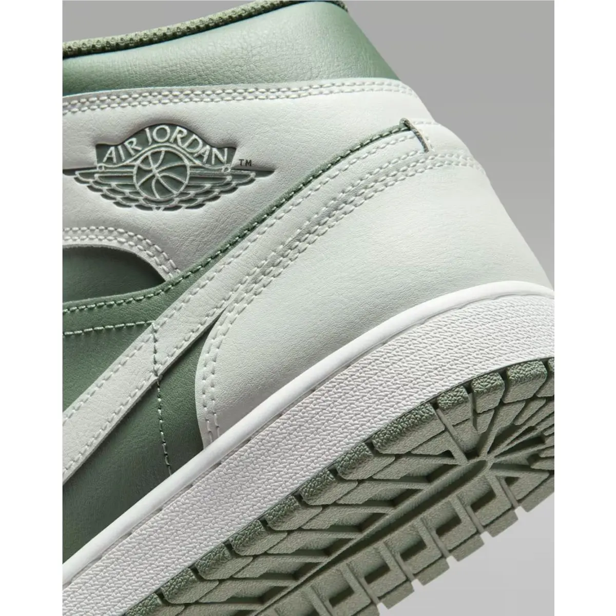 Nike shoes - Air Jordan 1 Mid - Air Mid - DQ8426-107 - White 17