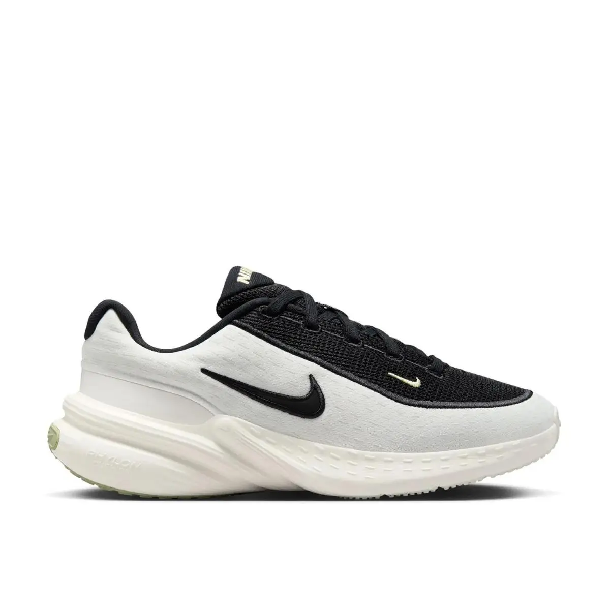 Woman`s Athleisure Nike Uplift SC Sneaker