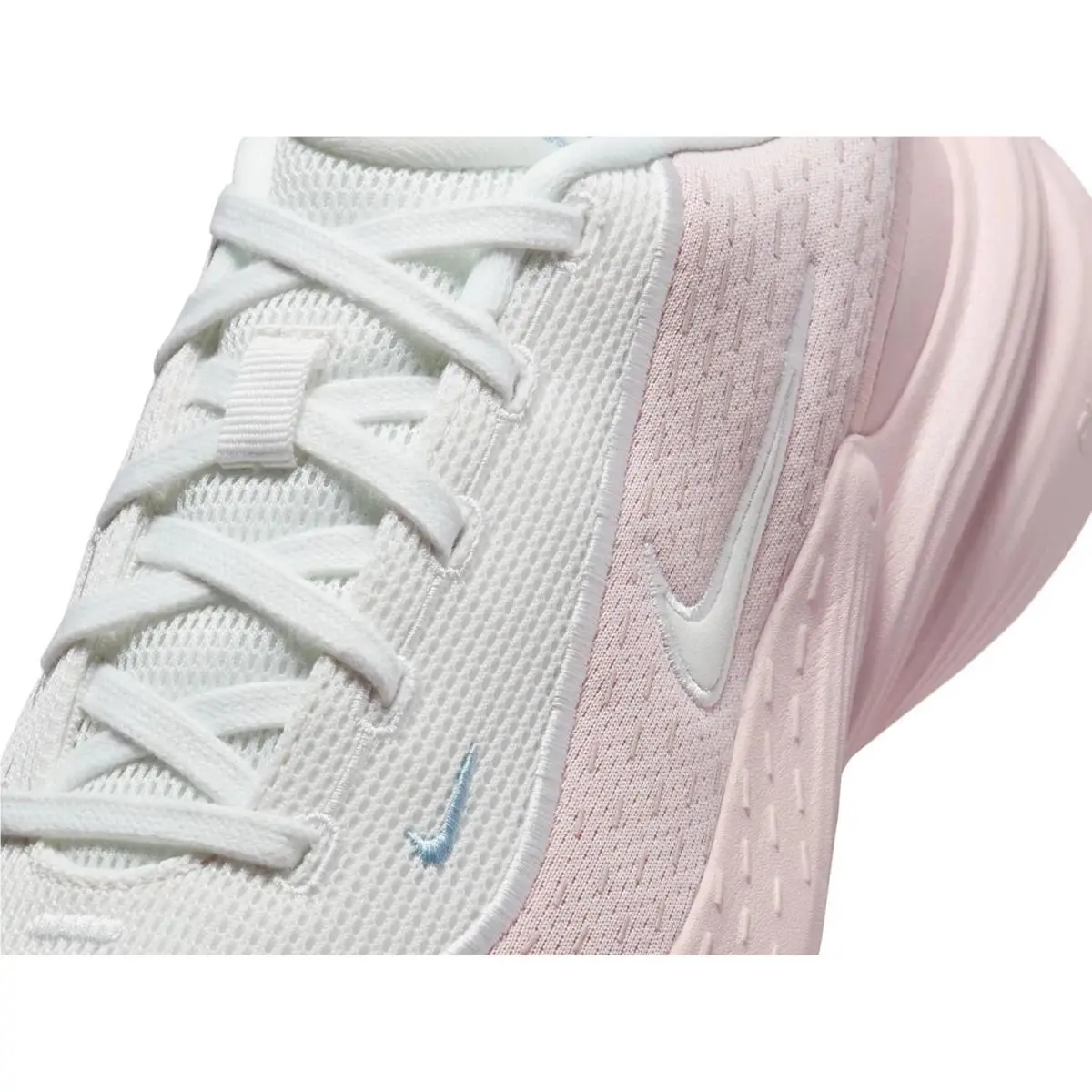 Nike shoes - White/Black 21