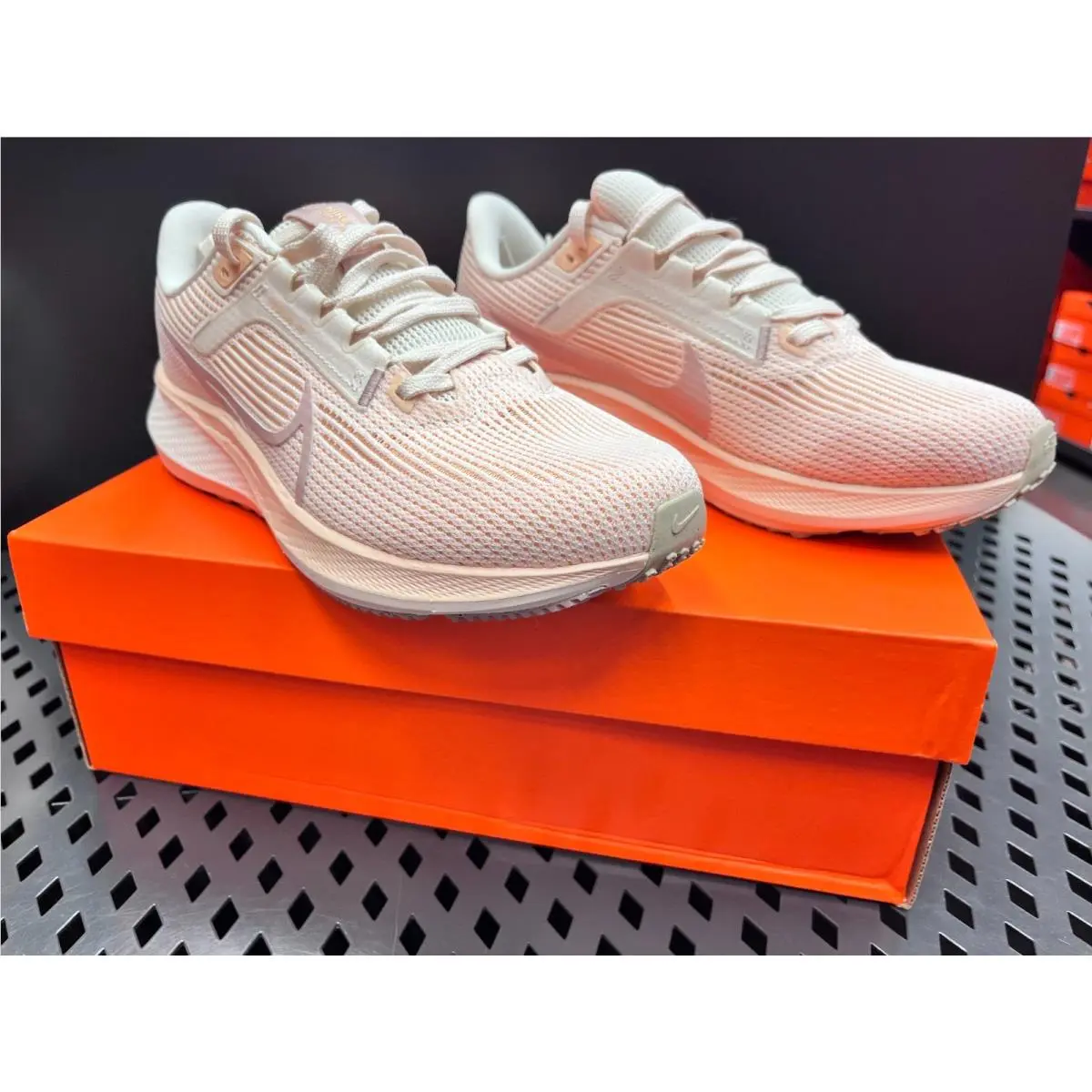 Women`s Nike Air Zoom Pegasus 40 Pale Ivory/pink FZ0638 110 Multisize Shoe - Pink