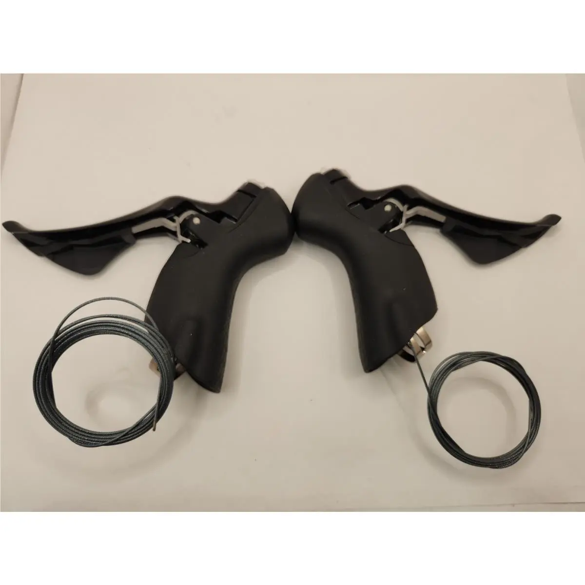 Shimano  - Shimano 105 ST-R7000 - Black 0