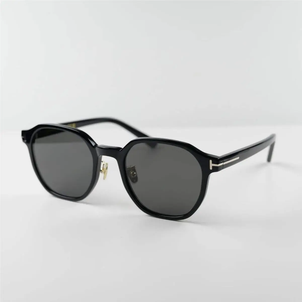 Tom Ford Sunglasses TF1382-K Black/gray 55-22-145mm with Case