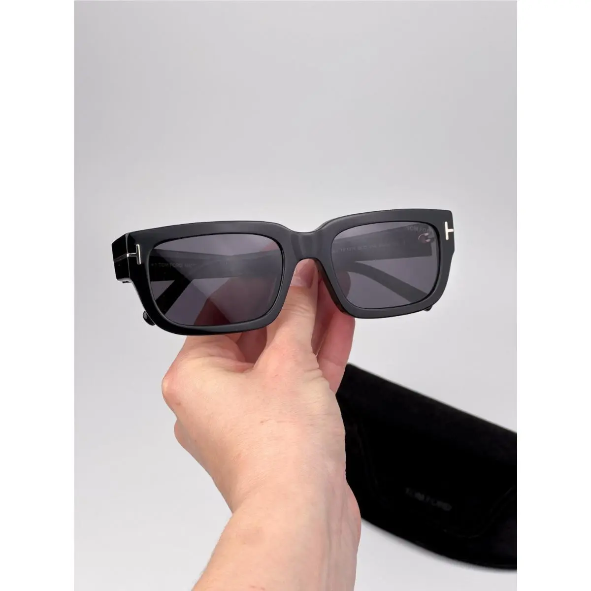Tom Ford Ezra Women Sunglasses Black Smoke Rectangle FT1075/S 01A