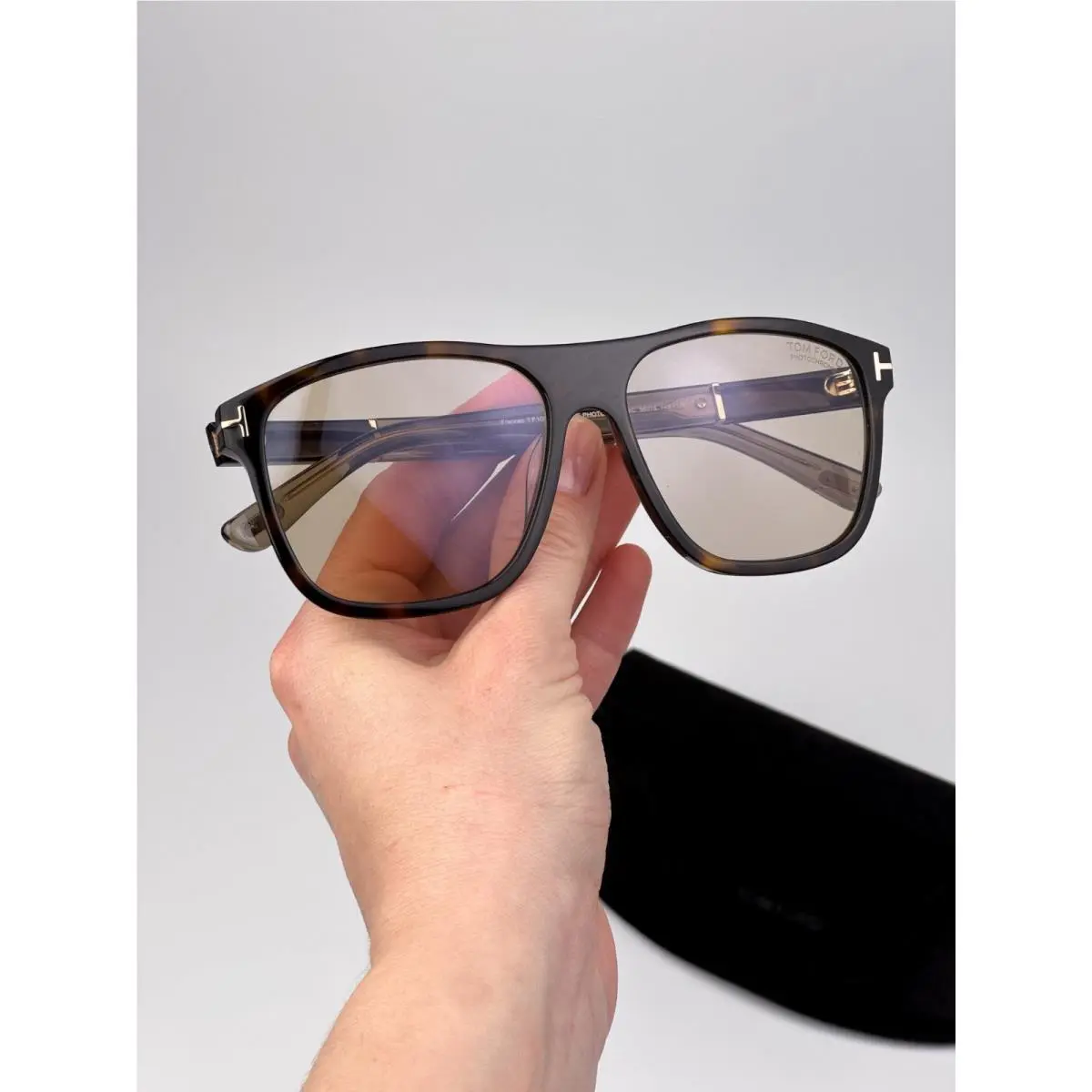 Tom Ford Women Sunglasses Havana Brown Photochromic Square FT1081/S 52E