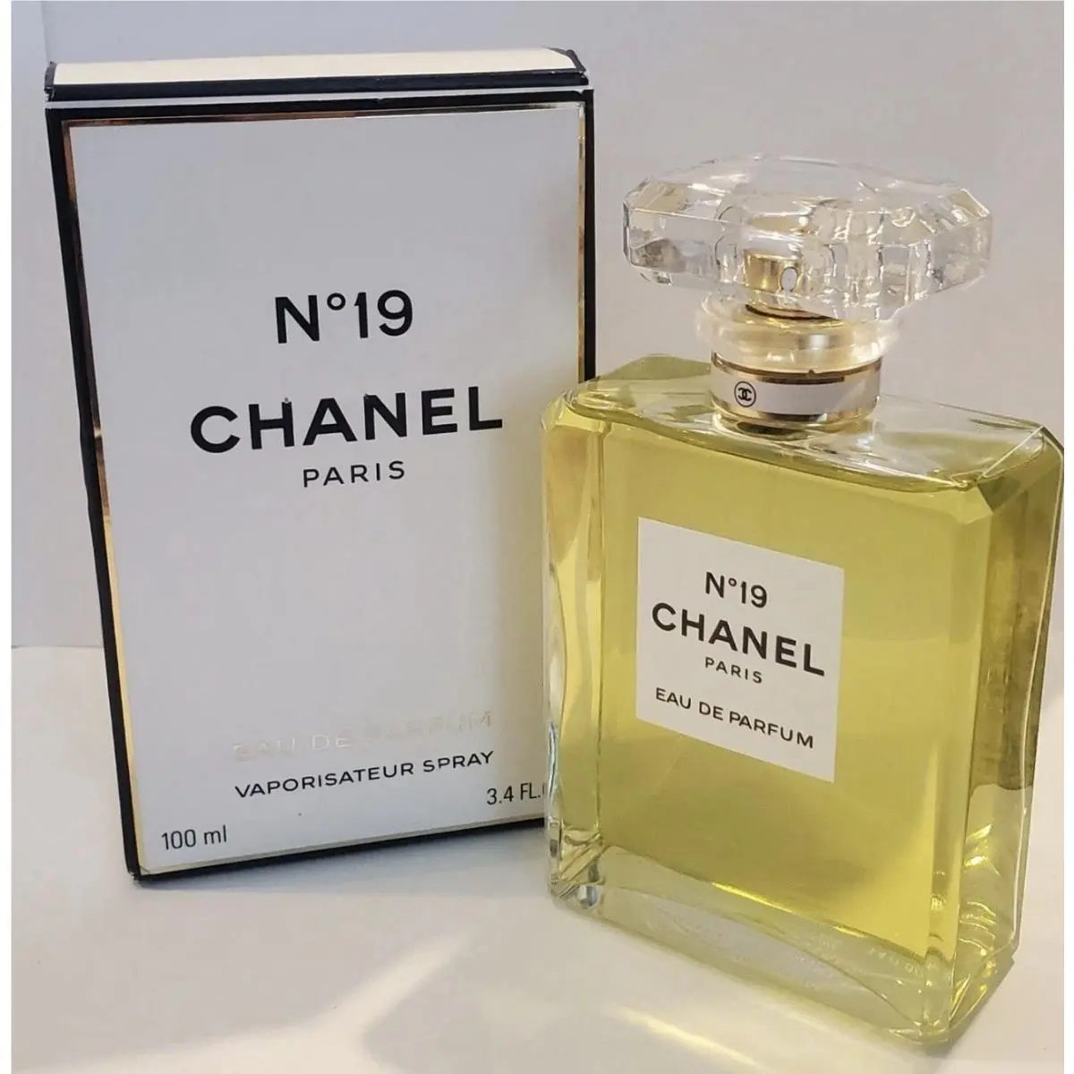 Chanel No. 19 3.4 oz Edp Spray