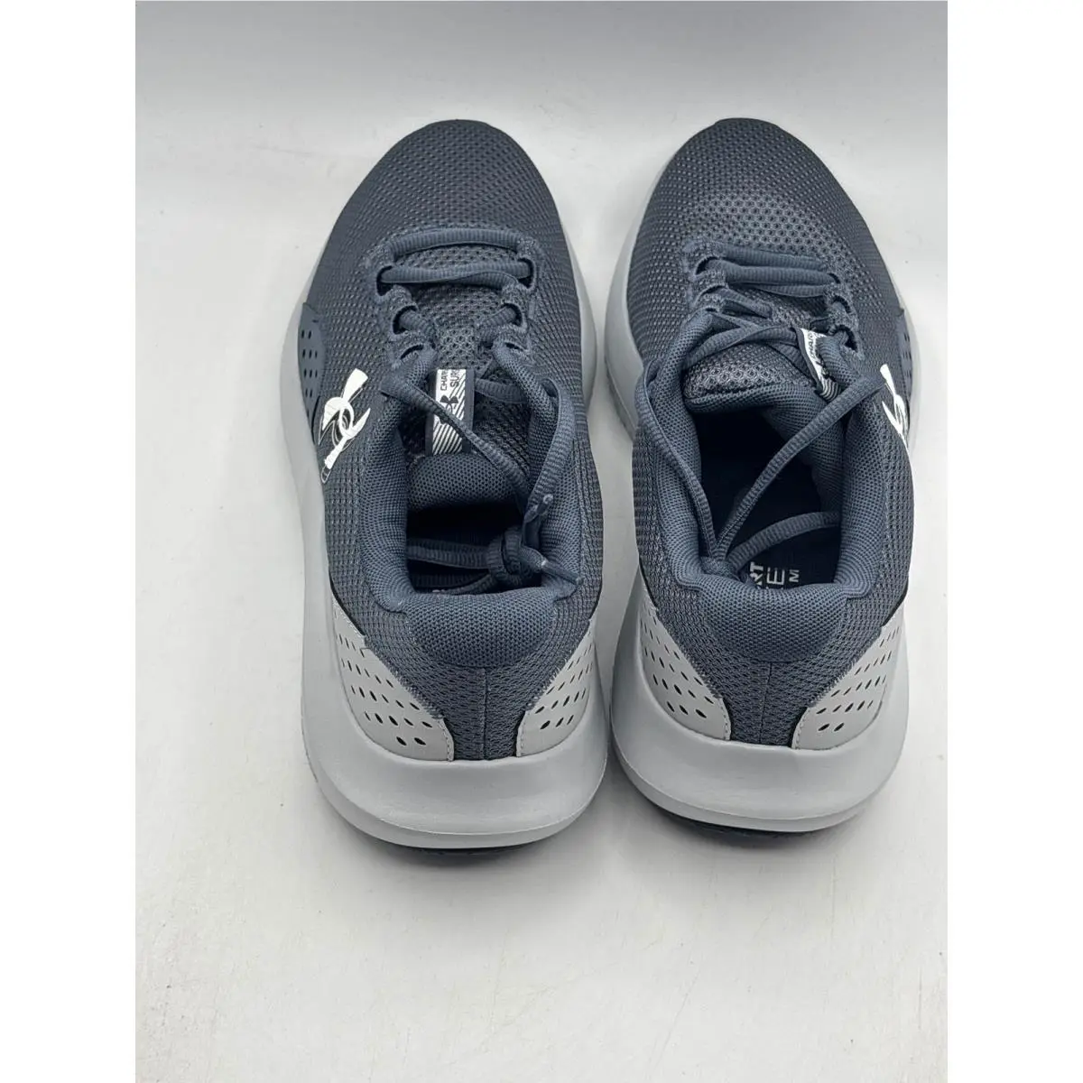 Under Armour shoes - Under Armour Charged Surge 4 - Gray 2