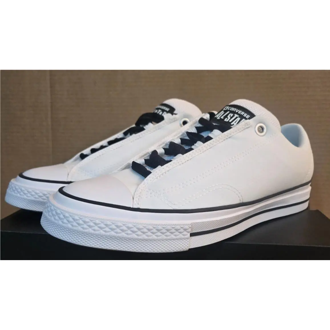 Converse Chuck Taylor All Star Low Puffed Sneaker Size:10.5 White/black A14722C
