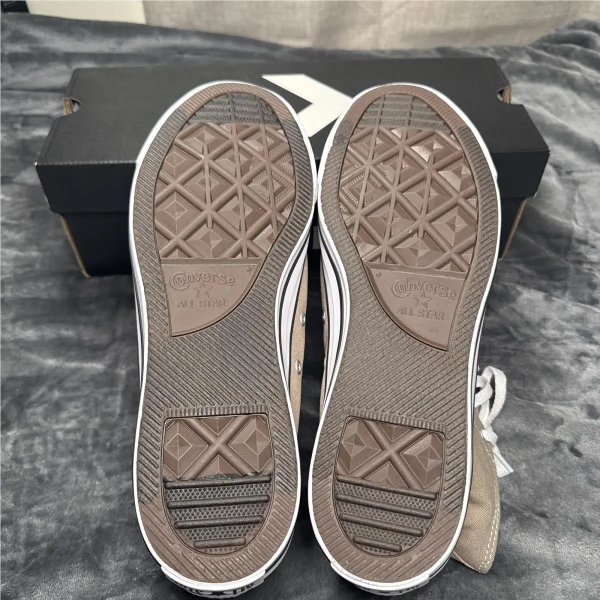 Converse shoes - Converse Chuck Taylor All Star CTAS HI - Brown 3