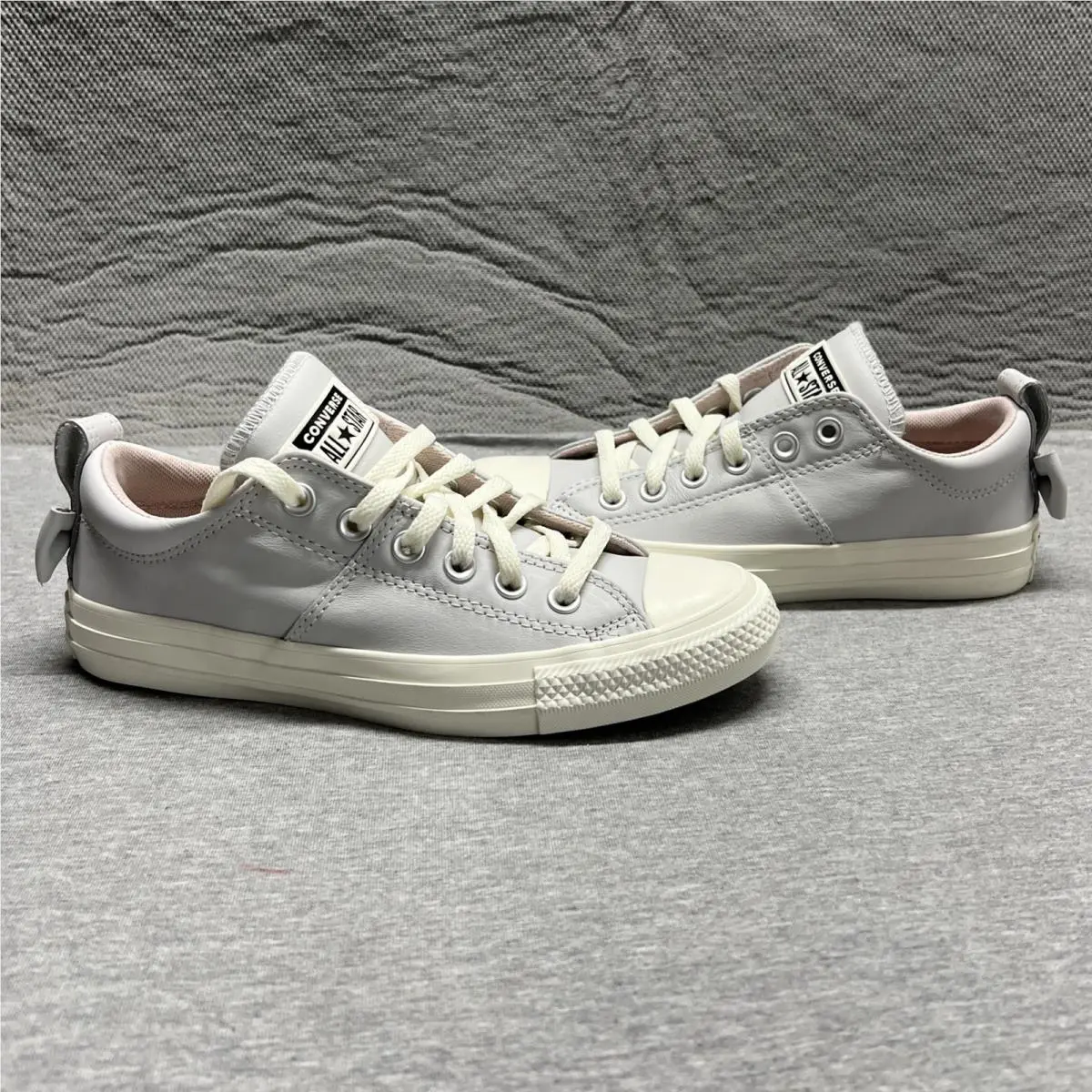 Converse shoes - Converse Chuck Taylor - Chuck Taylor - Gray (UPC: 194435253947) 1