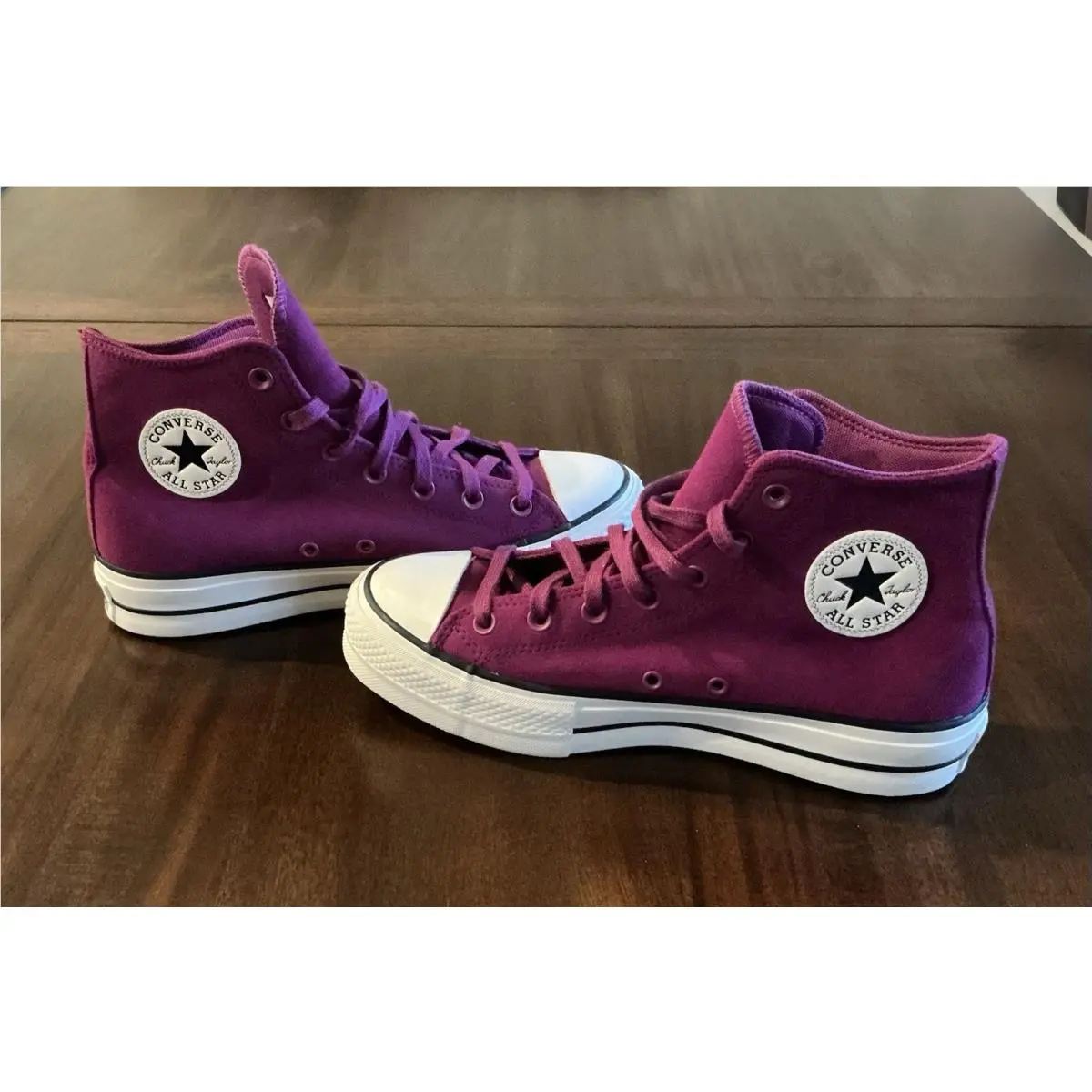Converse Lift Hi Chuck Taylor All Star Hi Platform Womens Sneaker Violet