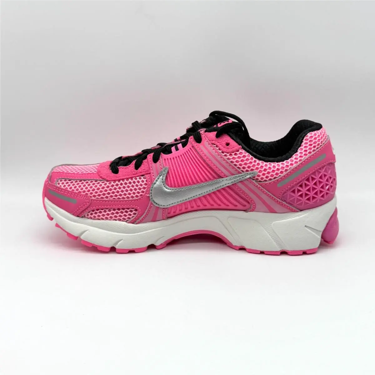 Nike shoes - Nike Vomero 5 - Vomero - IV2380-649 - Pink (UPC: 198958754455) 4