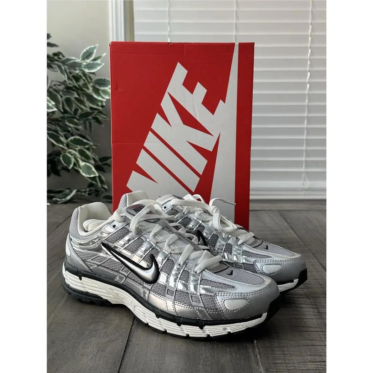 Men’s US 11.5 P-6000 Metallic Silver Sneakers Style CN0149-001 by Nike