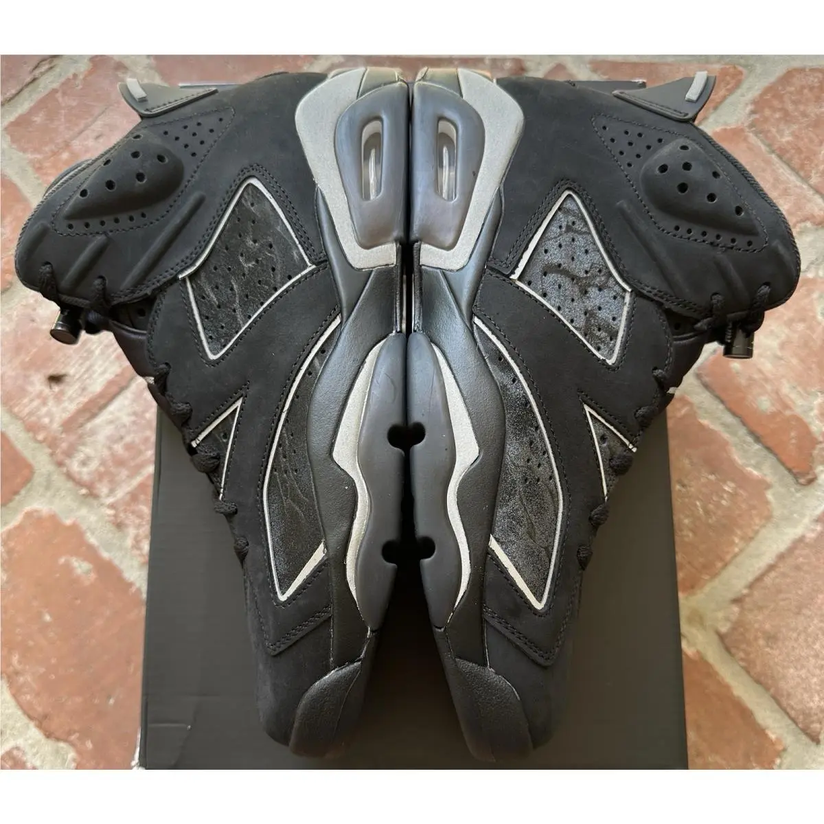 Air Jordan 6 Retro Cap and Gown Black Silver Sneakers IR2266 010 Size 10.5 by Nike