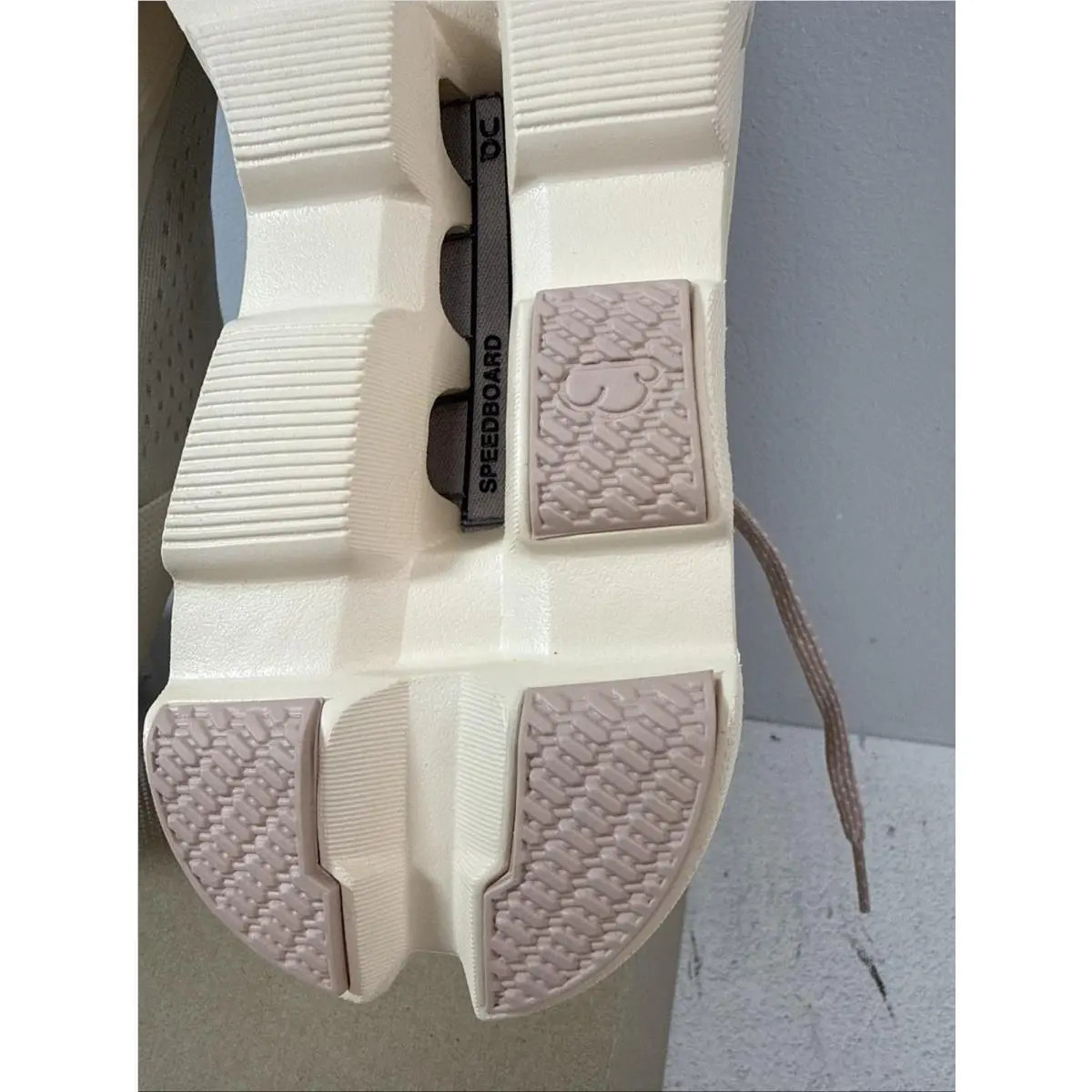 On-Running shoes - On Cloudmonster - Cloudmster - Moon/Fawn (UPC: 7630867888539) 15