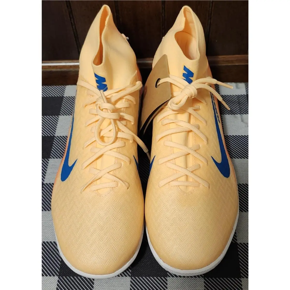 Nike shoes - NIKE SUPERFLY 10 - SUPERFLY - FQ8334 801 - MELON TINT/NEO TURG IGLOO 11