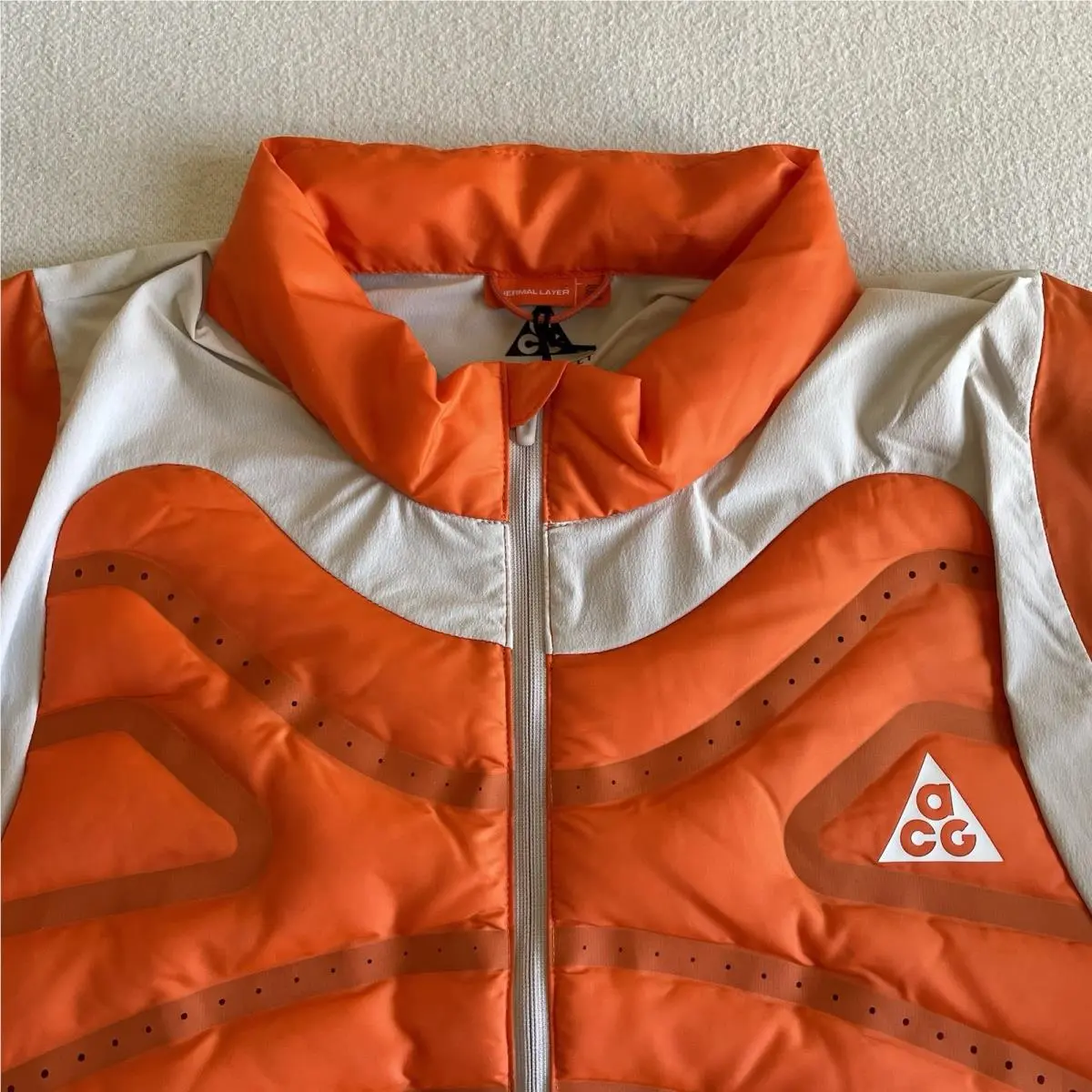 Nike clothing - IO9134-819 - IO9134-819 - Orange (UPC: 0198488840567) 4