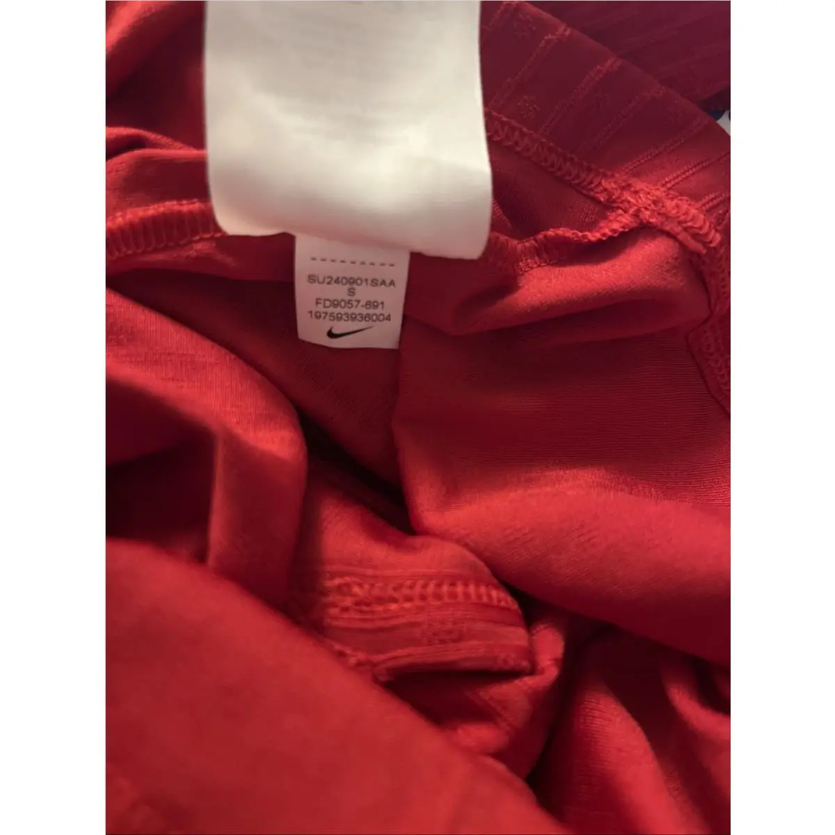 Nike clothing - FD9057 - FD9057 - Red 9