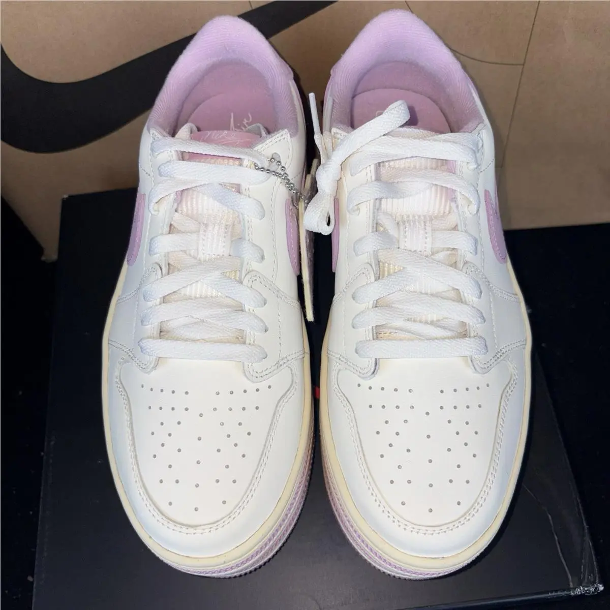 Nike shoes - Air Jordan 1 - Air - HV8288-101 - Pale Ivory/Iced Carmine-Muslin 2