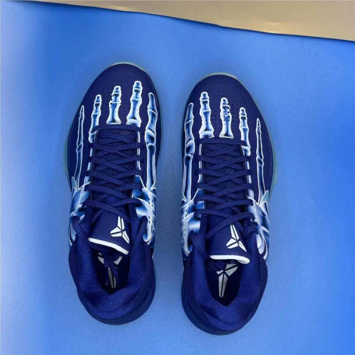 Nike shoes - 5 - HJ4303-400 - Blue 0