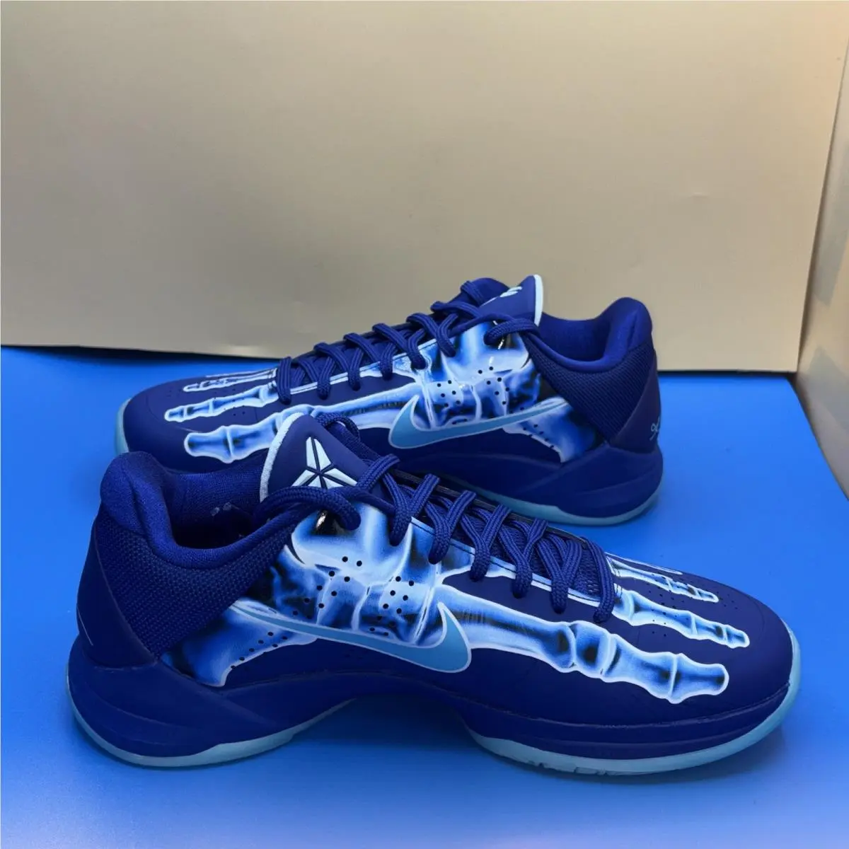 Nike shoes - 5 - HJ4303-400 - Blue 1