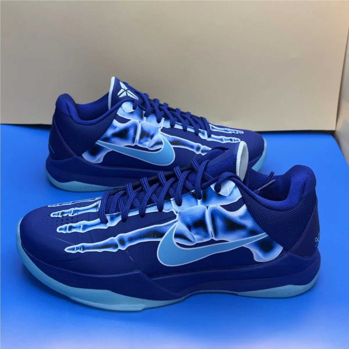 Nike shoes - 5 - HJ4303-400 - Blue 2