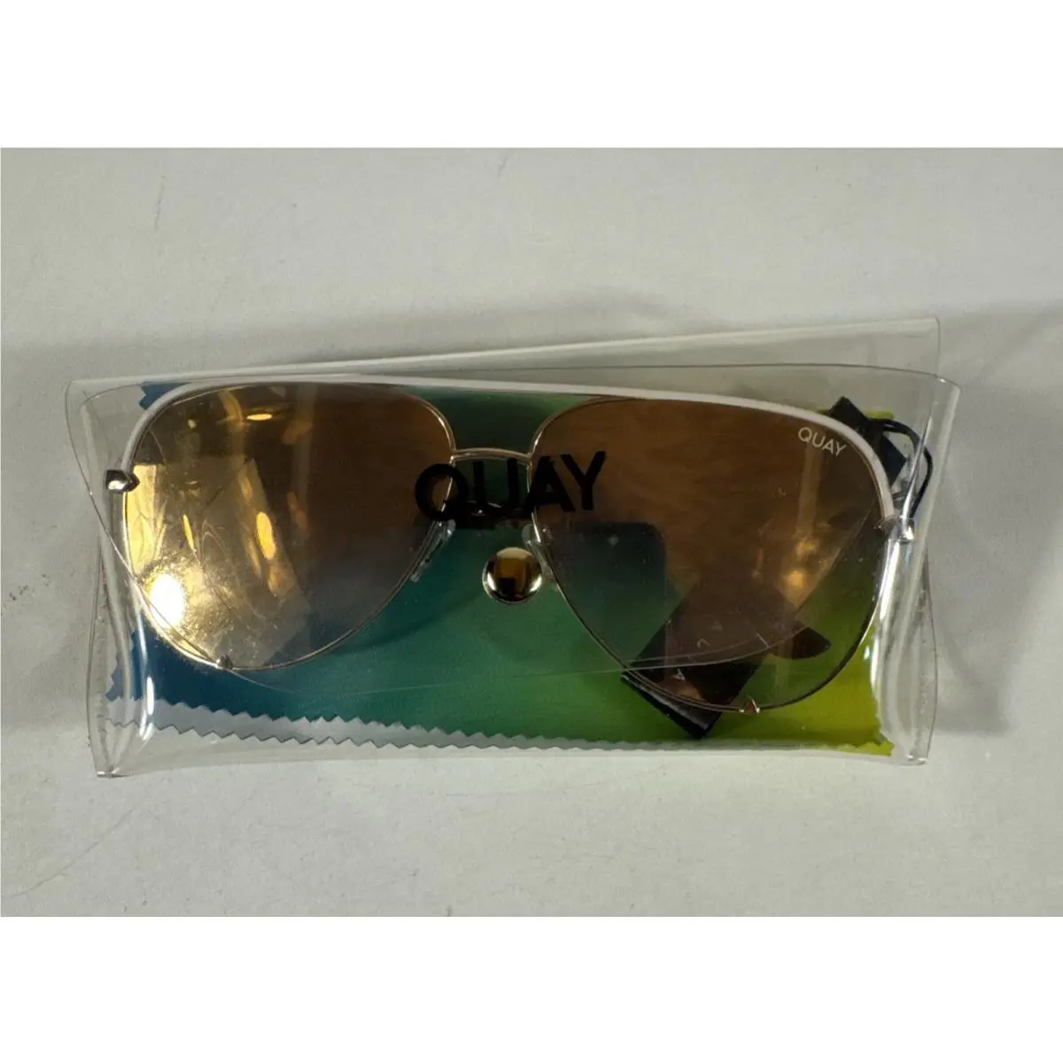 Quay 126 Aviators Mirror Love Island High Key Links Gold Black Pink Blue