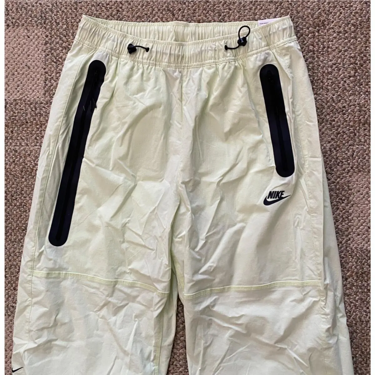Nike clothing - IU6966 - IU6966-360 - Green (UPC: 198958381767) 0