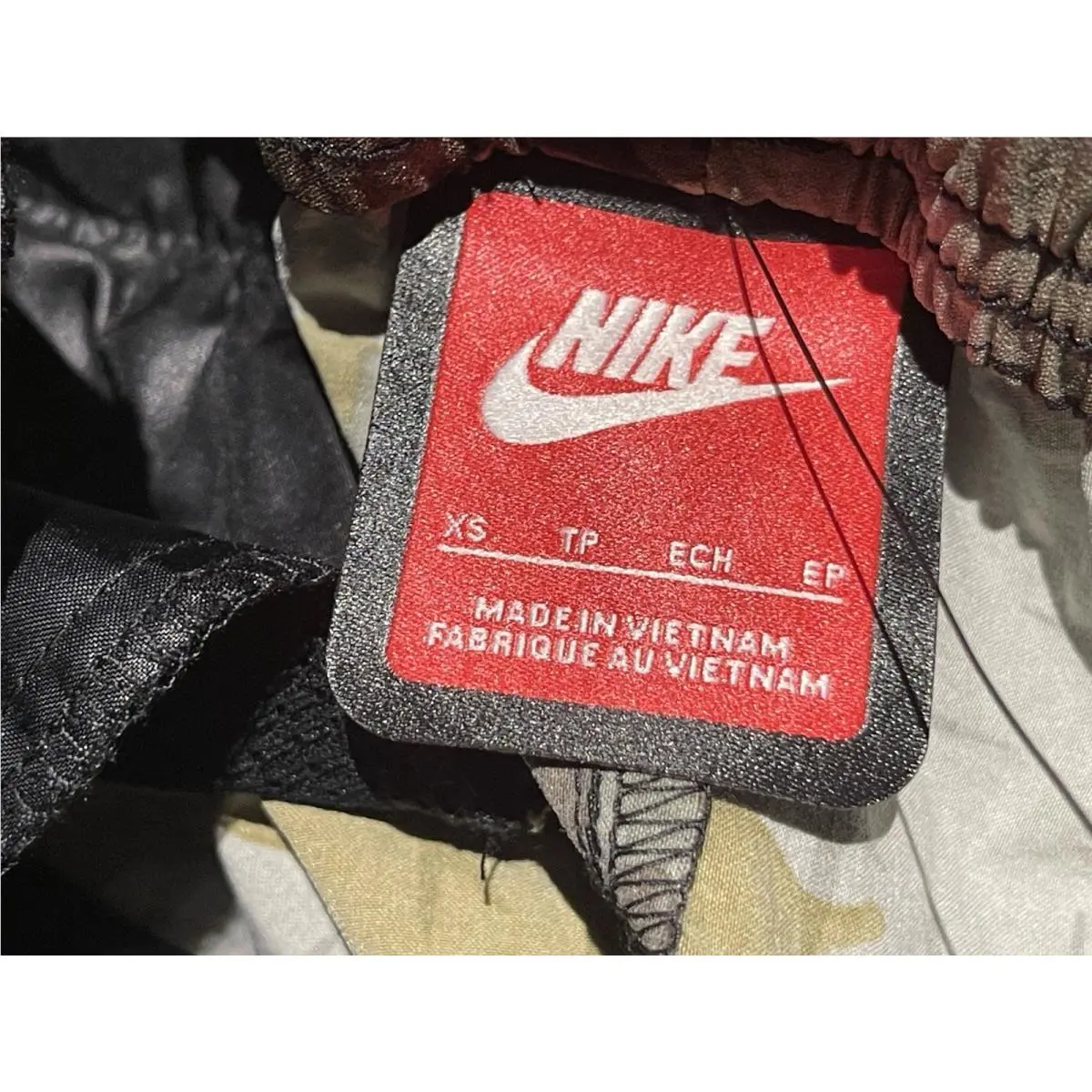 Nike clothing - IF0911 - IF0911-368 - Green (UPC: 0198726701445) 6